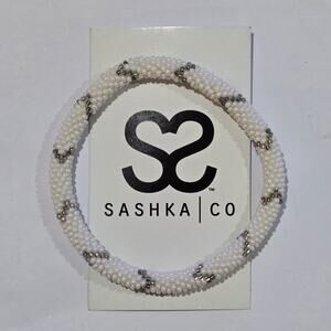Sashka Co White and Gray Glass Bead Bracelet NWT